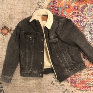 Levi's ex boyfriend Sherpa trucker jean jacket